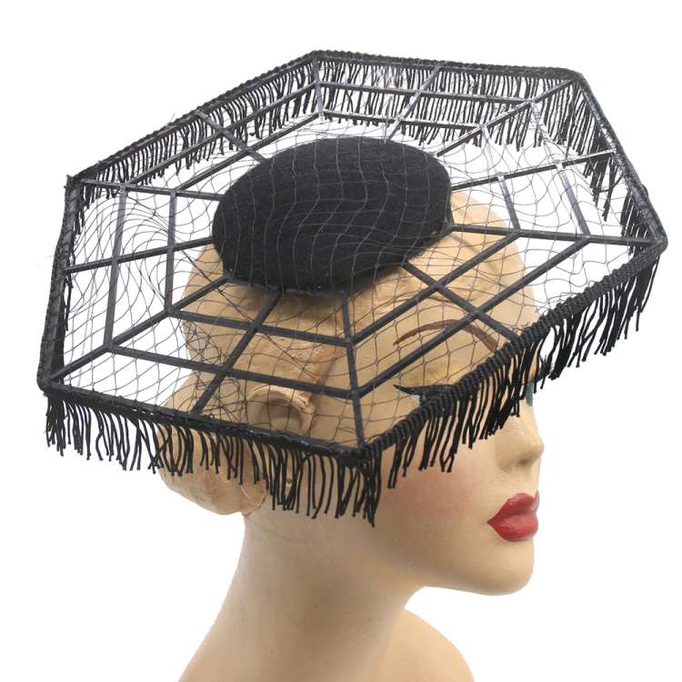 spider web vintage hat in Black